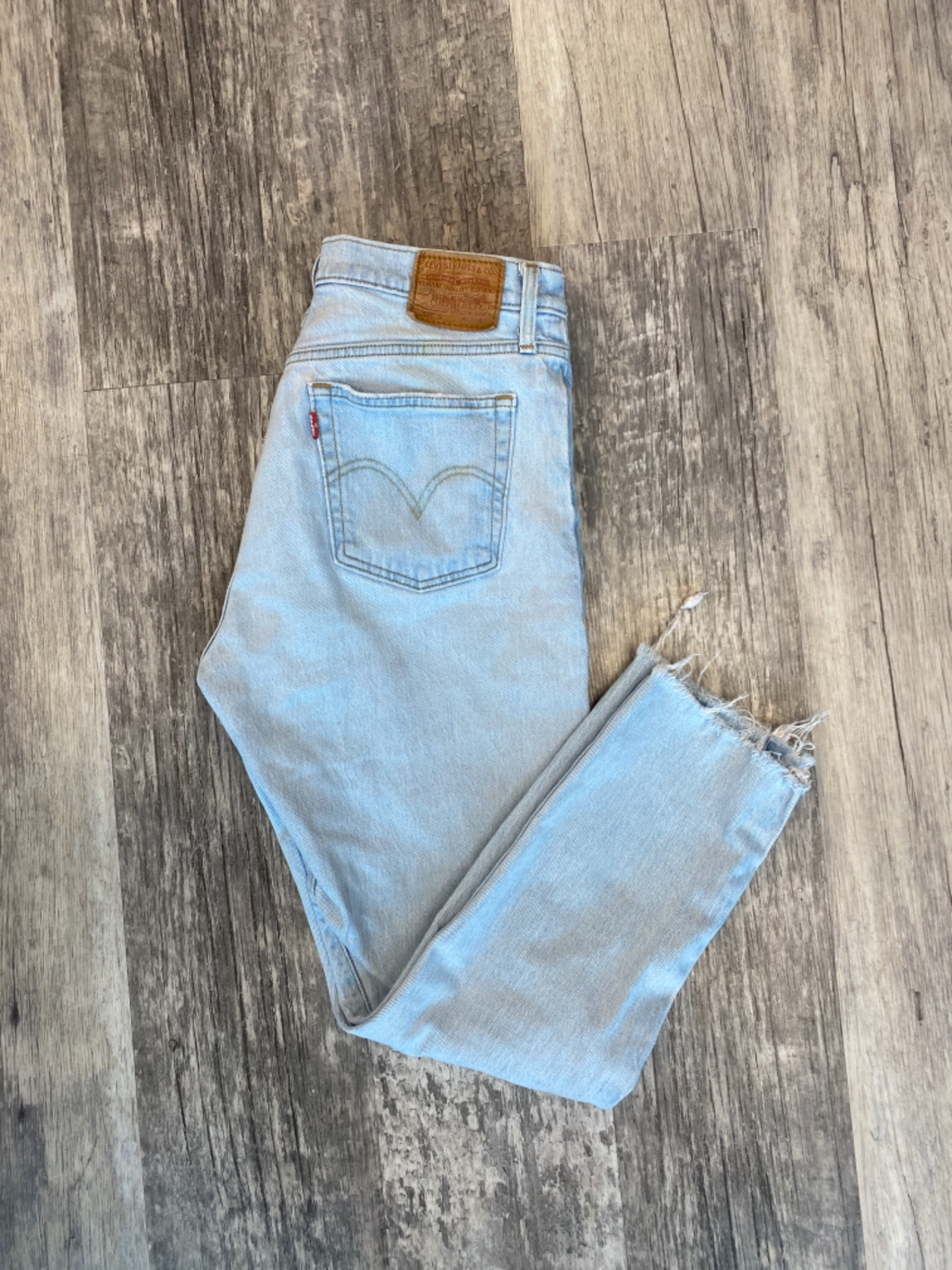 Levi Denim Size 5/6 (28)