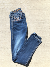Load image into Gallery viewer, Rock Revival Denim Size 1 (25)
