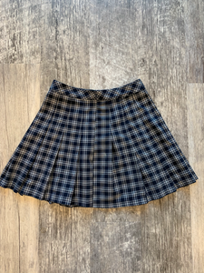 Divided Short Skirt Size 3/4