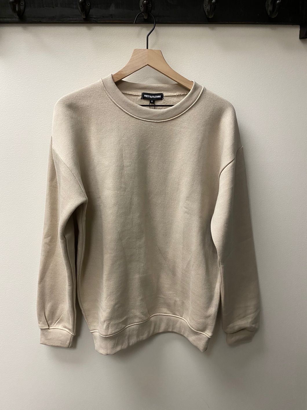Pretty Little Things Sweatshirt Size Small